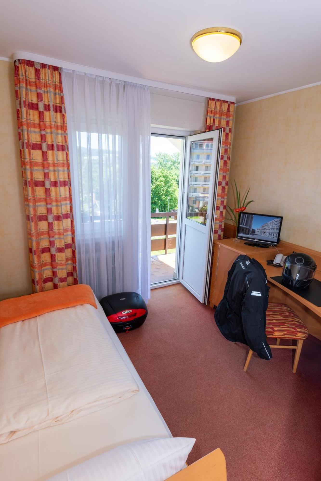 Kishotel Am Kurpark Bad Soden-Salmuenster Luaran gambar